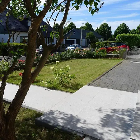 Apartment Mit Terrasse Am Rosengarten Alzenau in Unterfranken
