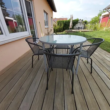 Apartment Mit Terrasse Am Rosengarten Alzenau in Unterfranken